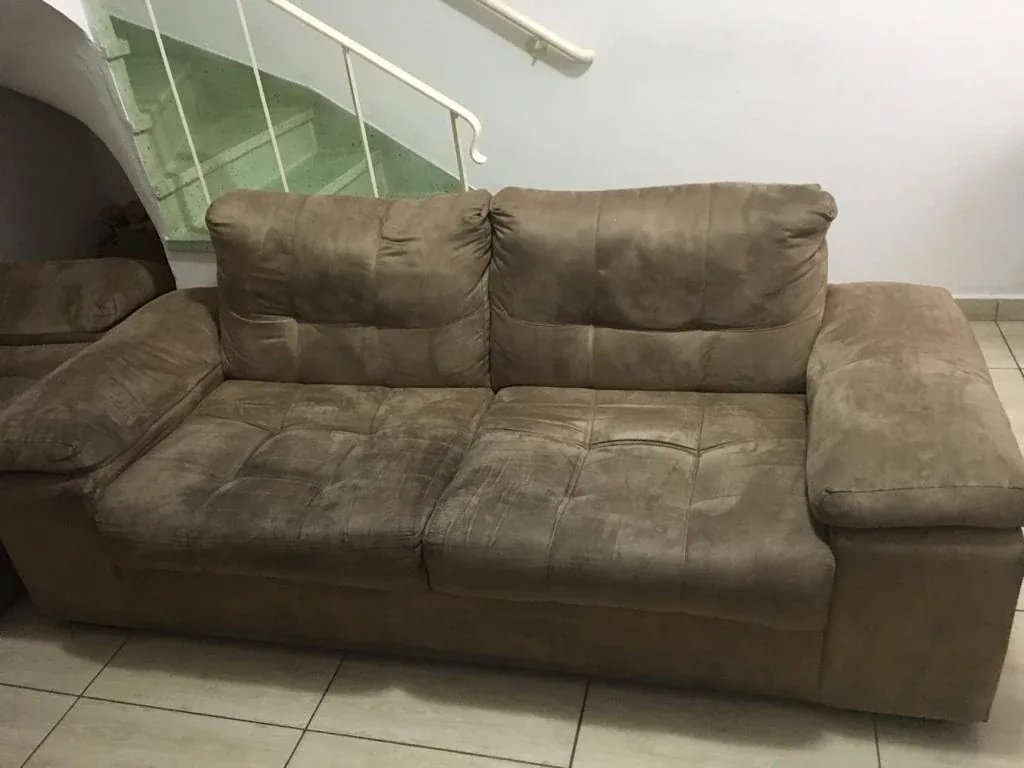 Higienização profissional de sofá na Zona Leste de São Paulo — LimpoSim